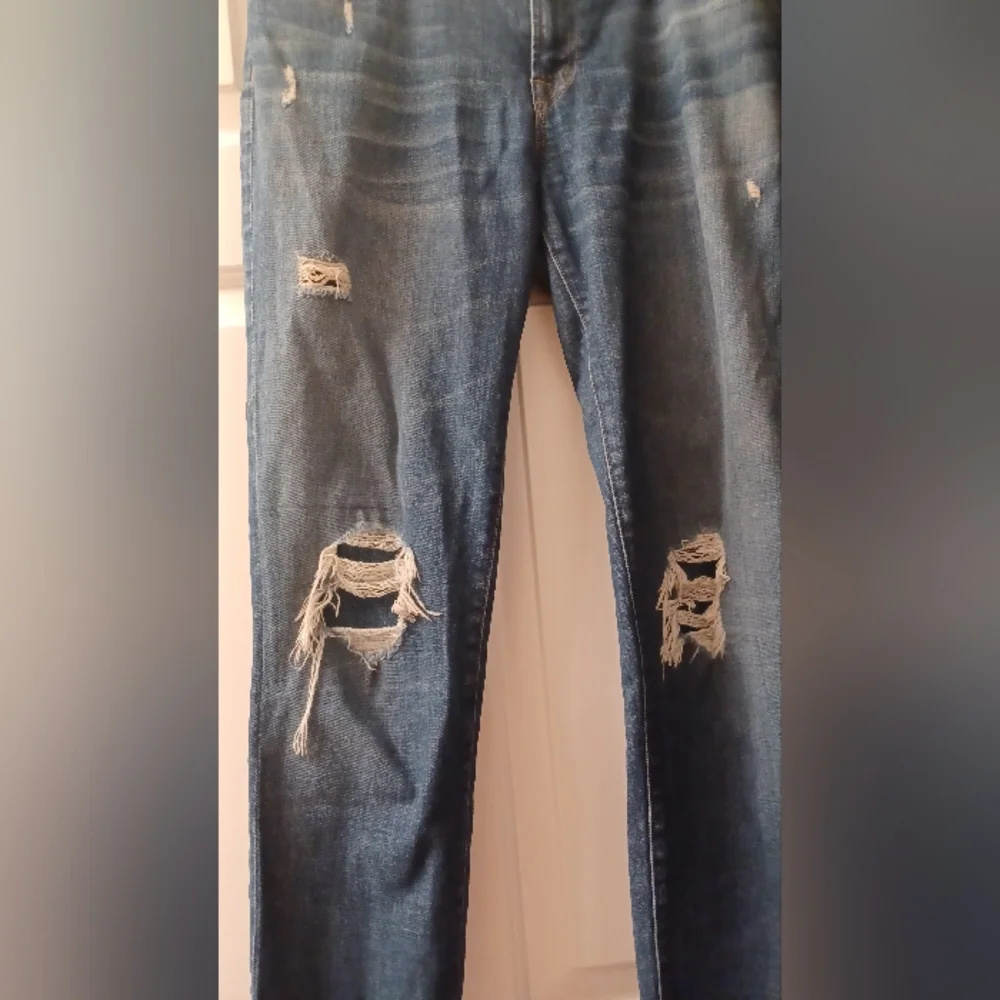 J. Brand Sz 29 Ellis Villain Distressed Destructed Ripped Skinny Jeans - Picture 5 of 16